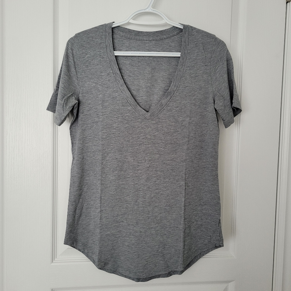 Lululemon V-neck t-shirt